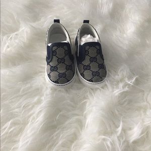 Boys Gucci sneakers